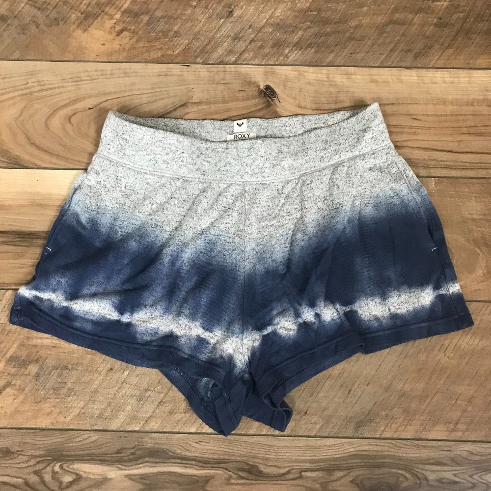 Roxy Staying True Shorts Heritage Heather Blue Grey Tie Dye small but fit large.